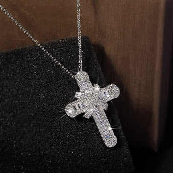 A Niche Design Copper Inlaid Diamond Cross Pendant Necklace